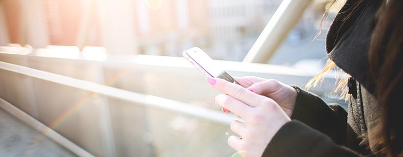 girl phone long.jpg